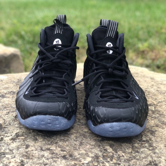 nike foamposite one mini swoosh